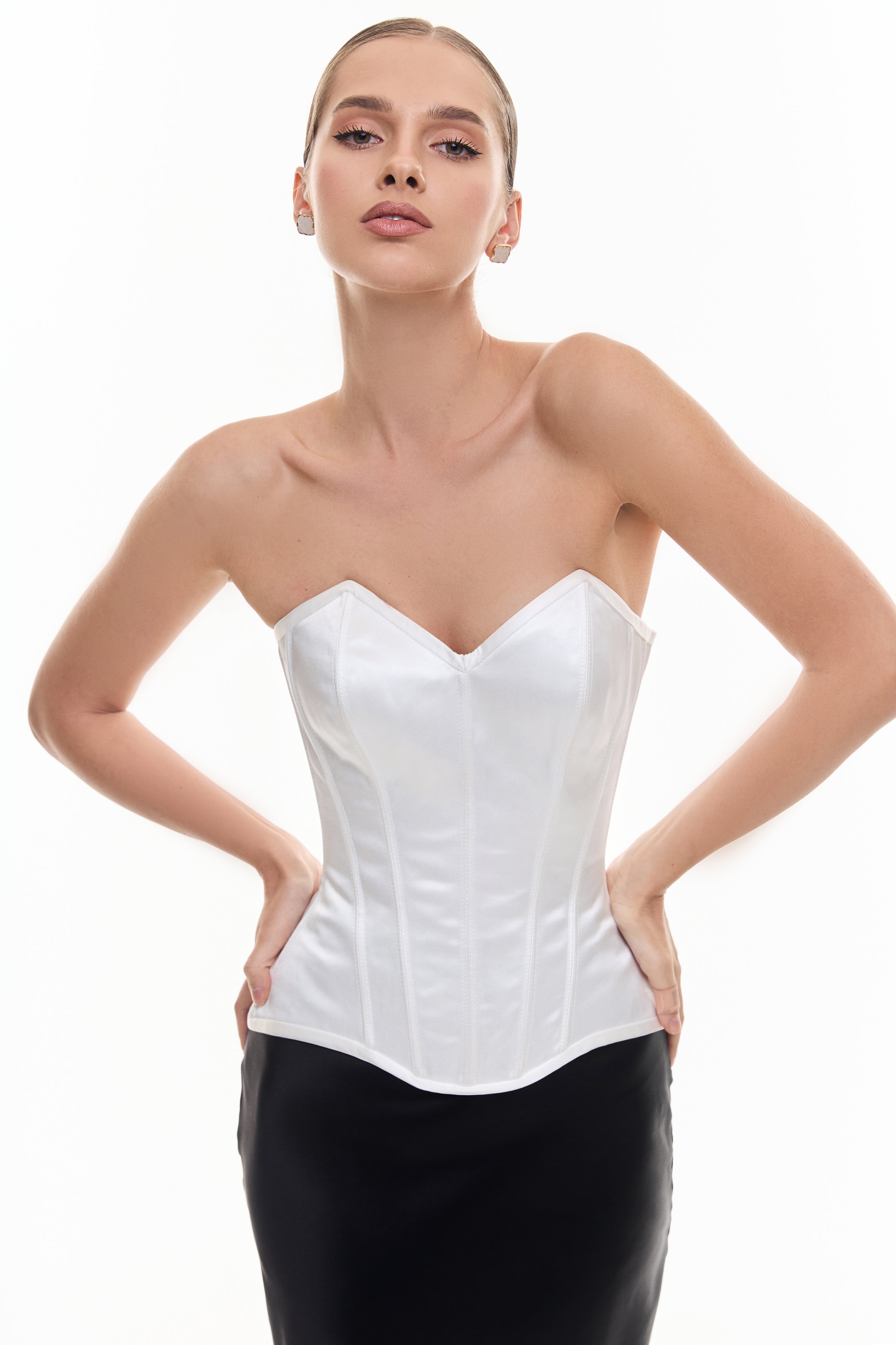 Silk Sweetheart Neckline Corset in Ivory