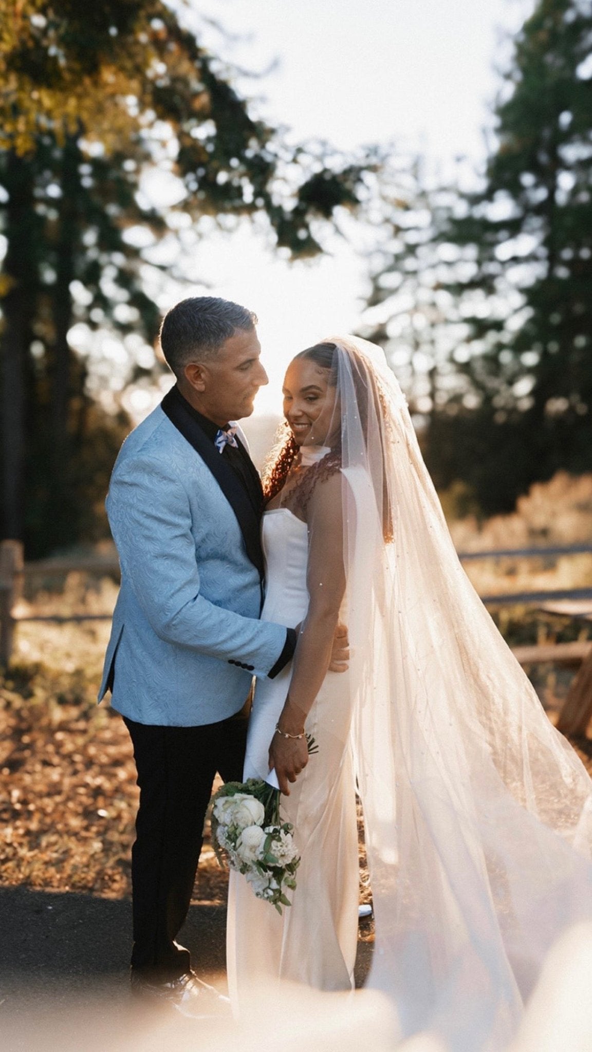 Cream Silk Set: Scoop Neck Corset, Skirt & Scarf - Room 22