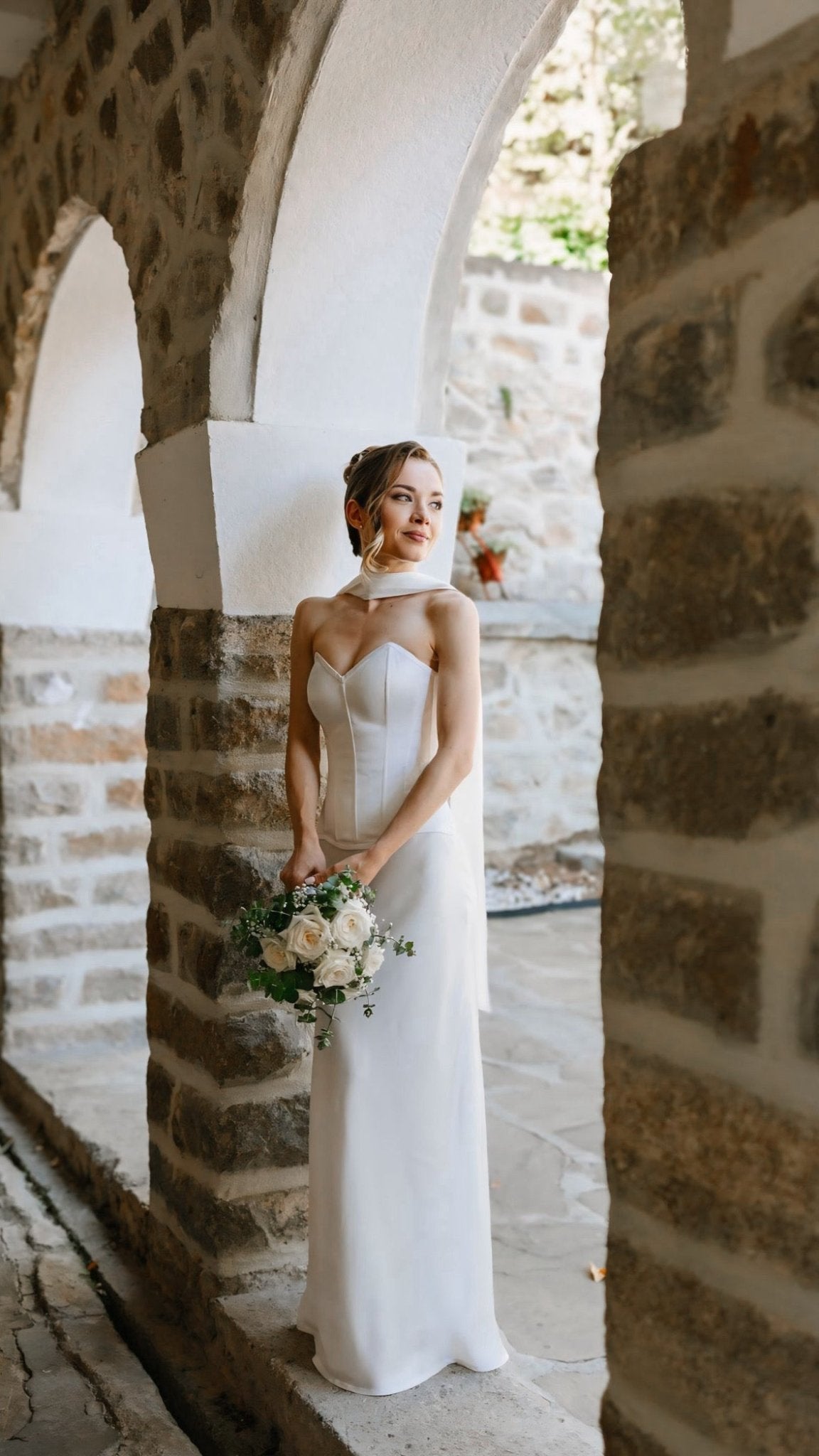 Ivory Silk Set: Sweetheart Corset, Skirt & Scarf - Room 22