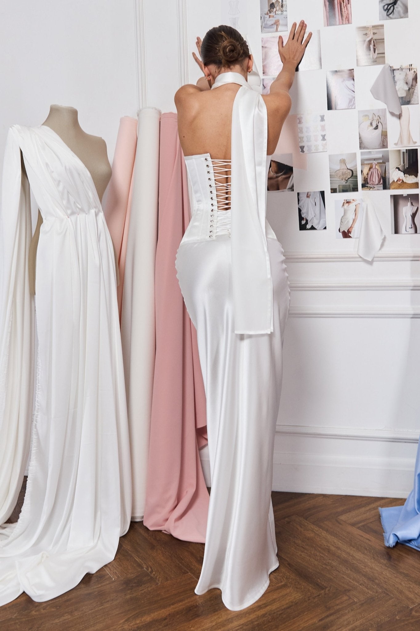 Silk Sweetheart Neckline Corset in Ivory - Room 22