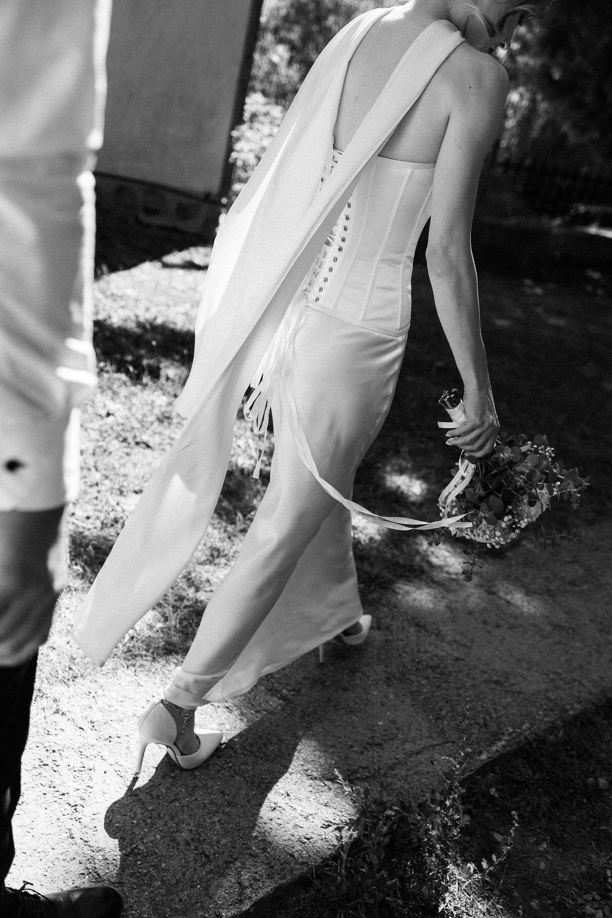 Ivory Silk Set: Sweetheart Corset, Skirt & Scarf - Room 22